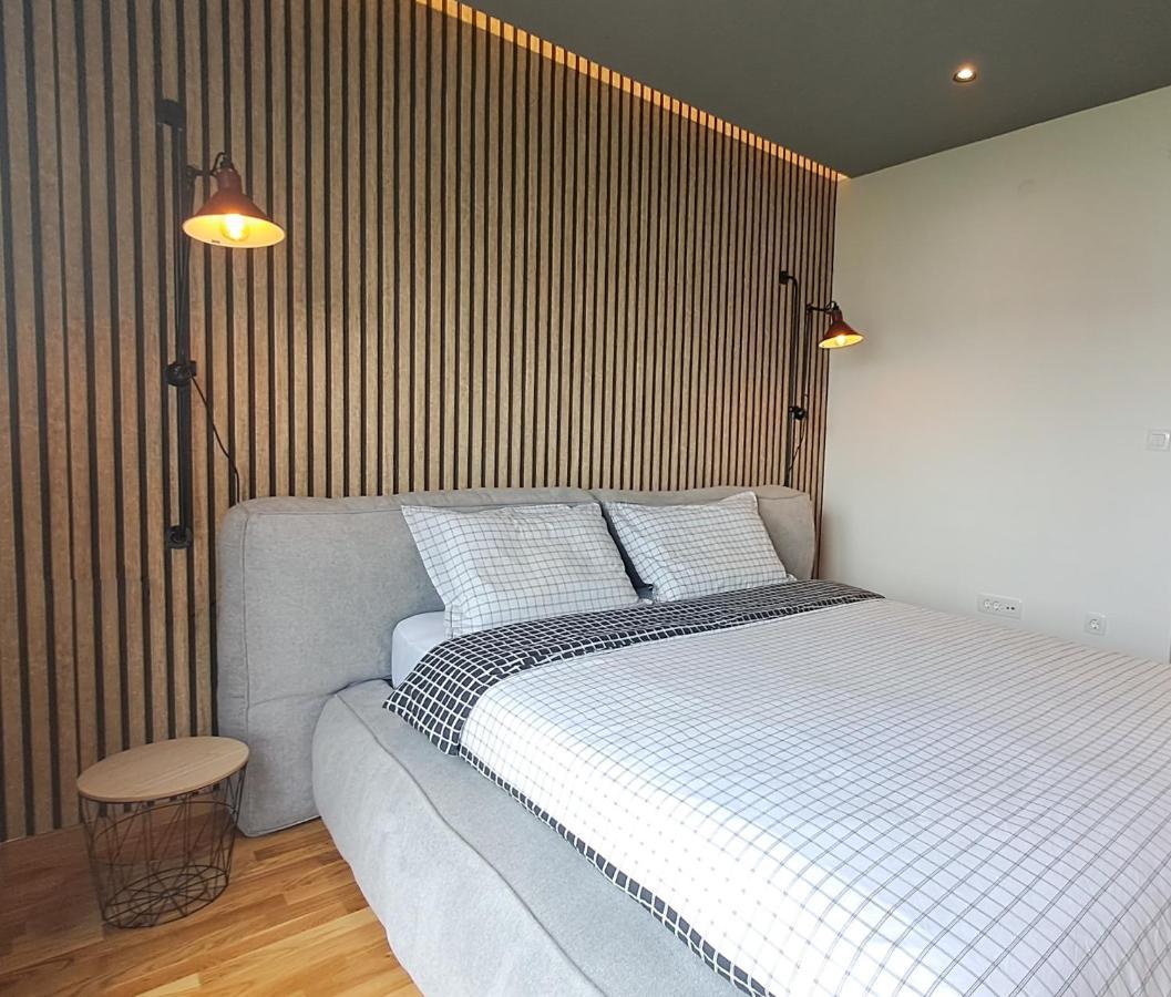 Stylish One Bedroom Apartment Podgorica Exterior photo